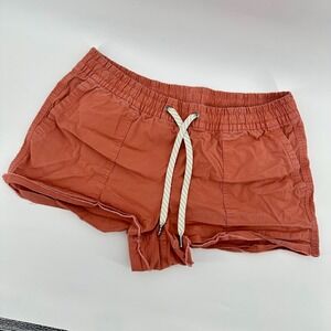 Vuori The Rise Shine Women's Casual Shorts with Zipper Pocket‎ Size Small